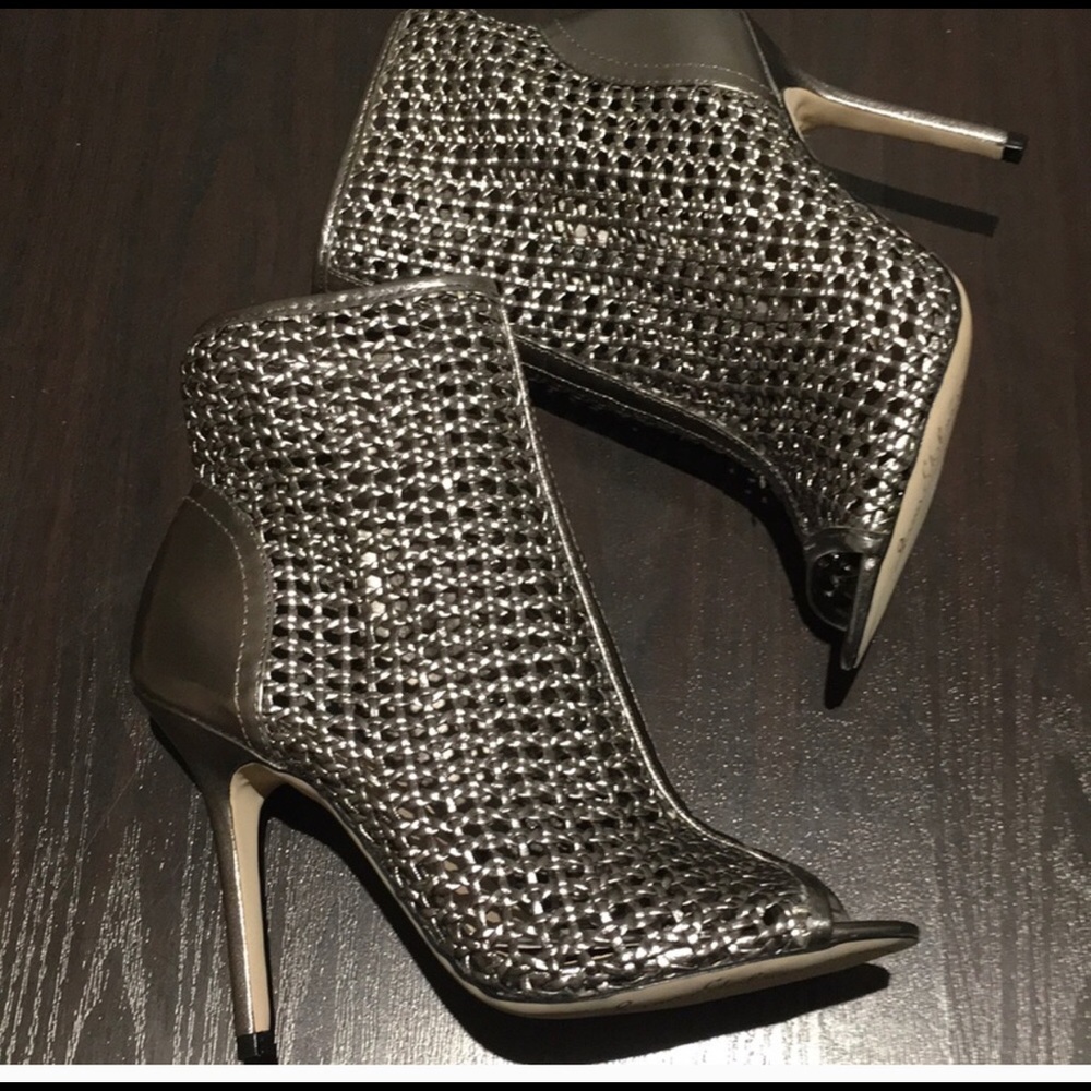 SIlver Sam Edelman size 8.5